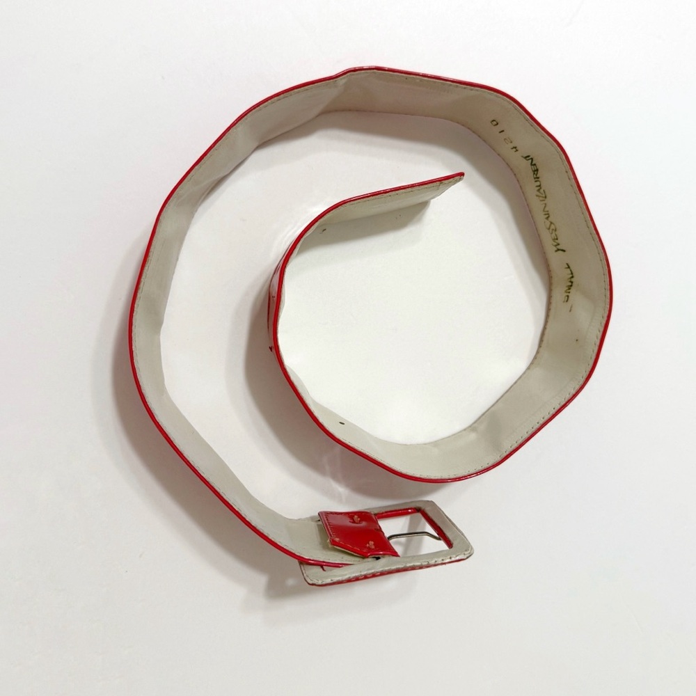 VINTAGE YVES SAINT LAURENT RED PATENT LEATHER BELT - Picture 3 of 7